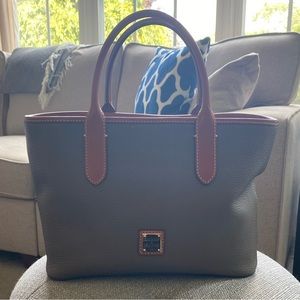 Dooney & Bourke pebble leather handbag